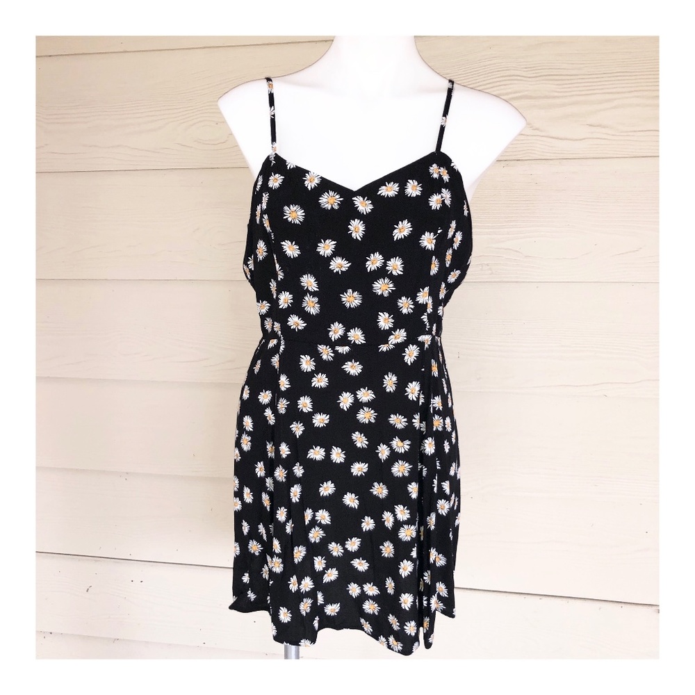 Calvin Klein Floral Daisy Dress